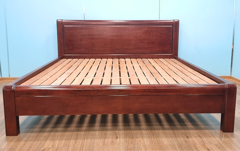 Giường ngủ gỗ căm xe GCX85