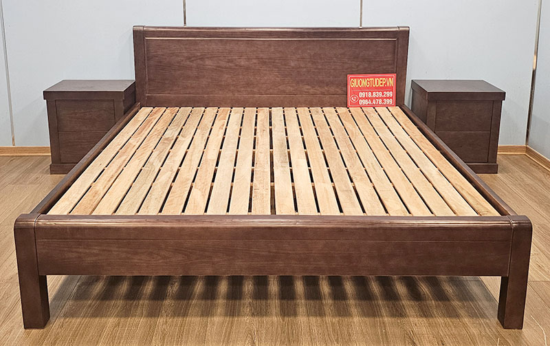 Giường ngủ hiện đại màu Gỗ Óc Chó