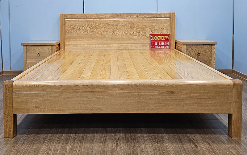 Giường Hiện Đại Chân Cao Gỗ Pơ Mu