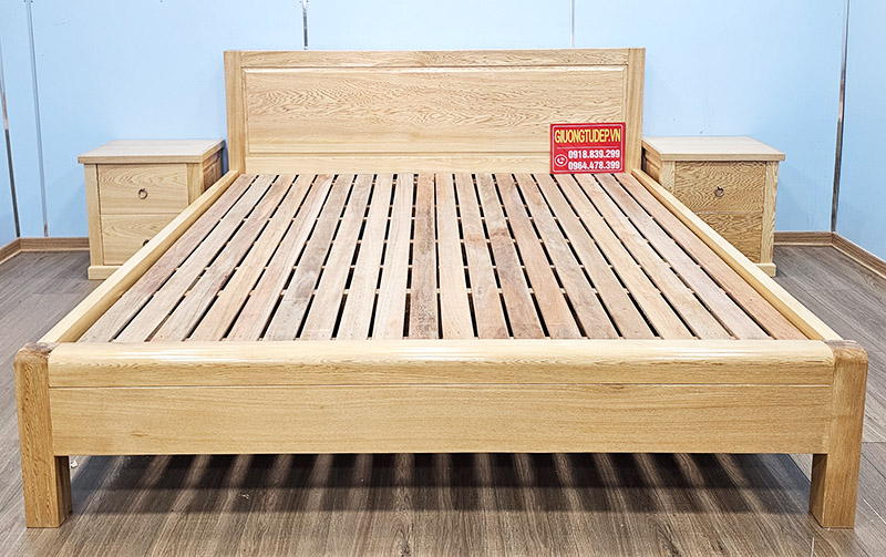 Giường Hiện Đại Chân Cao Gỗ Pơ Mu