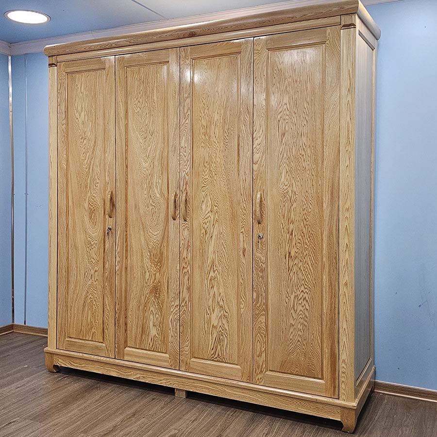 Tủ Quần Áo 3 Buồng Gỗ Pơ Mu