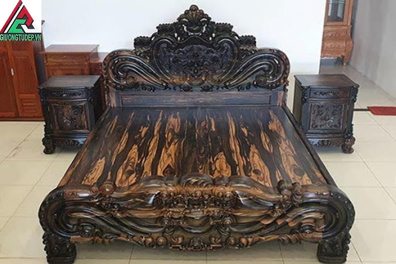 Giường ngủ gỗ mun tân cổ điển GM44